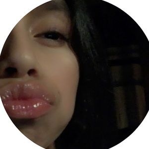 Meet your Posher, Alexi